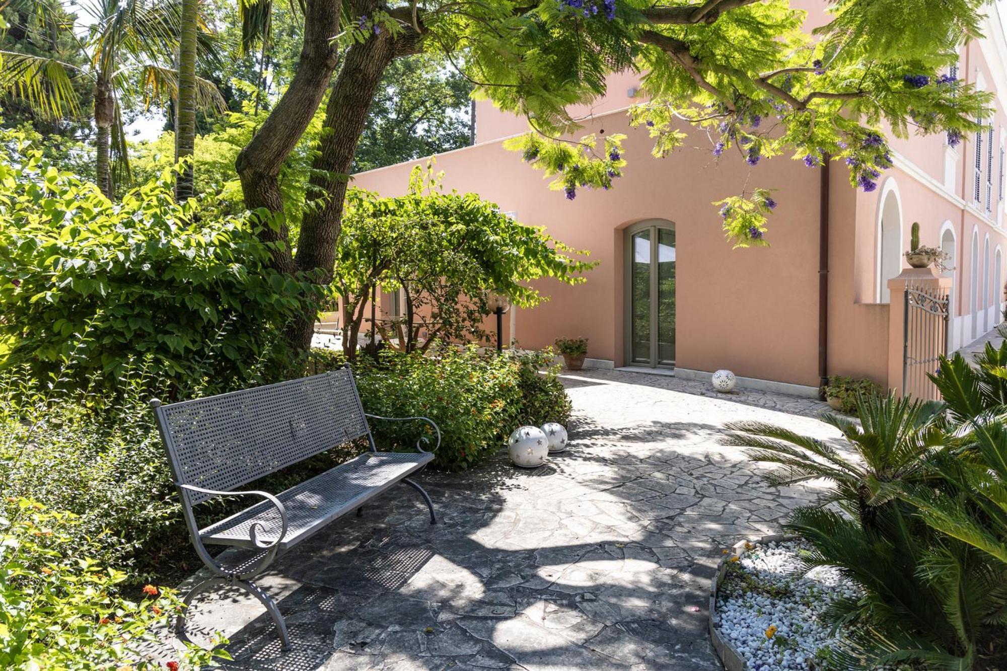 Villa Pampalone - B&B In Dimora Storica Trapani Eksteriør billede